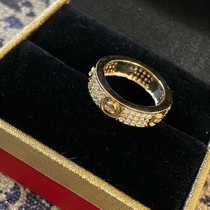 14k yellow gold screw diamond band ring